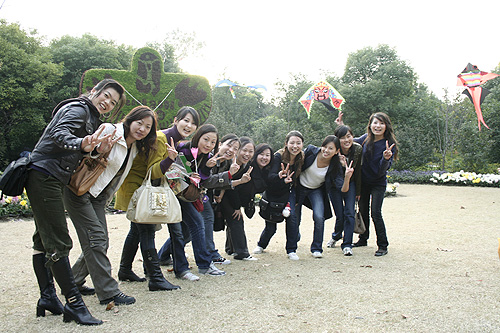 ��Ȥ���Ҽ��e�k�T��������չ���(d��ng)