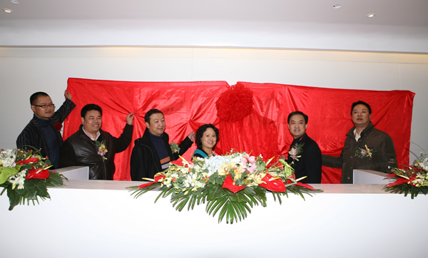 ���R���l(f��)չ�������_�A