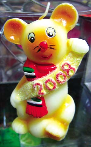 08�Ҿӿɐ�С����?sh��)?  �ɐ�С����?sh��)? src="http://www.oqechku.cn/Images_News/20071227153739507.jpg" border=0></A></P>
<P style="TEXT-INDENT: 2em"><FONT face=Verdana>С�����ſ���˄ݡ��������С�������{(di��o)Ƥ��Ц�ݞ��@�����ε����͹PͲ���˷���С����ęC�`�Ń������F(xi��n)������M����</FONT></P><FONT face=Verdana>
<P style="TEXT-INDENT: 2em"><FONT face=Verdana><STRONG>����Ϟ�T</STRONG></FONT></P>
<P style="TEXT-INDENT: 2em" align=center><a target=_blank ><img alt=