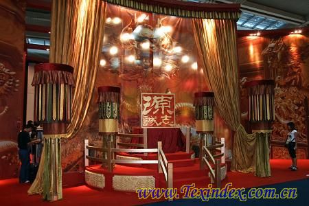 ���ڼҼ�չ����Ʒ���R���G���ϣ�