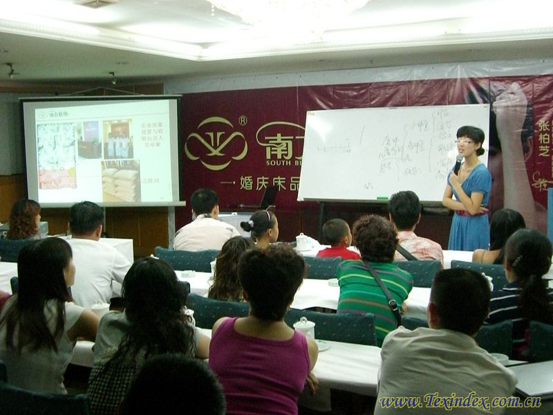 07�Ϸ�������ϴ�^(q��)�ƏV��(hu��)�xĻ