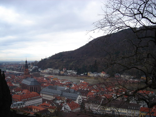 ���R���Ҽ��F���ɵ�֮��