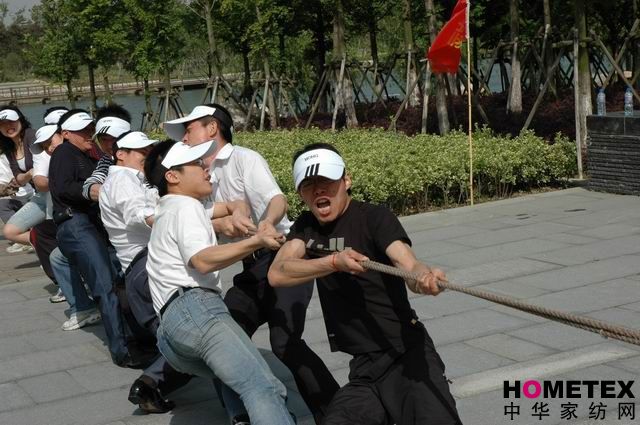 �ɺϼҼ��T���F(tu��n)�(du��)��չ���(d��ng)