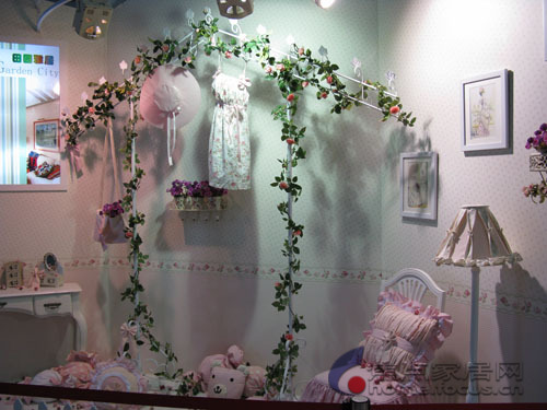 �r(sh��)����Ʒ���c��(chu��ng)�£����ڇ�(gu��)�H�Ҽ�չ���(qi��ng)��