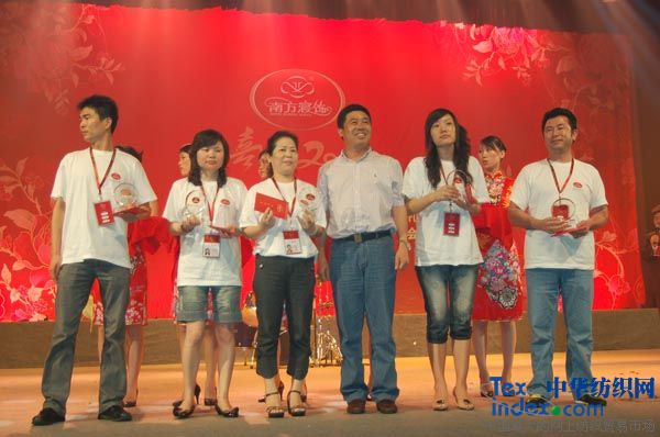 �Ϸ�����ت���(j��ng)�N�̃�(y��u)�㌧(d��o)ُ�T