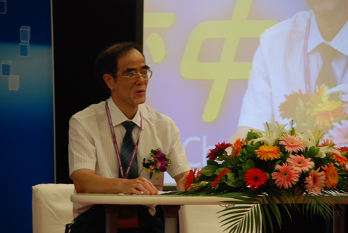 �Ҽ�չ�߷�Փ�����O(sh��)Ӌ(j��)��׃�Ї�