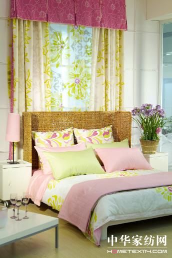 ���ڇ��H�Ҽ�չ�ărֵ�w�F(xi��n)