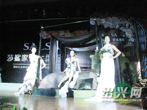 ɯ���Ҽ�ؔ��Փ���۽�Ʒ�Ƒ�(zh��n)��