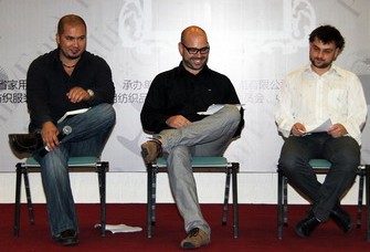 �Ҿ��O(sh��)Ӌ(j��)�еĂ�(g��)�Ի��w�F(xi��n)