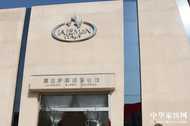 ���á�ɫ��Ů�������ܡ��ʡ�����