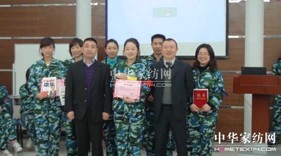 ���z���K�ˌ�(d��o)ُ(g��u)�N(xi��o)�۳ɔ����P(gu��n)�I