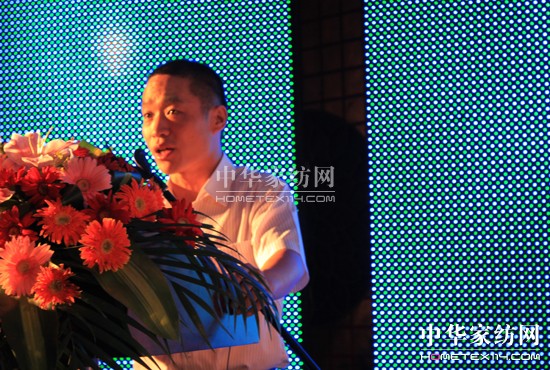 ��С�r(sh��)2011��Ʒӆ؛��(hu��)¡�����_