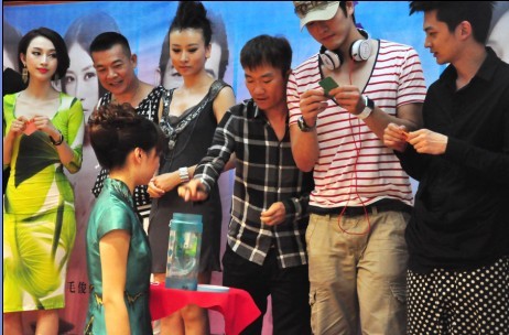 ��[�Ŕy�֡����u��̖(h��o)������(chu��ng)�������e֮��