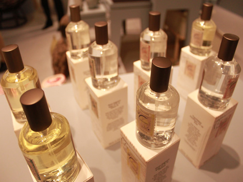 �z��•���{(l��n)�r(sh��)�мҾ�չ�����P(gu��n)ע