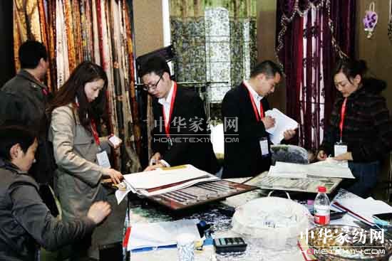 �M�v(li��n)��2012�Ї�(gu��)�Ҽ�������һչ