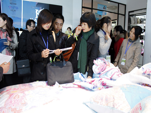 �Pʢ���{(l��n)�{(di��o)paisley��׌��(m��ng)���v�w