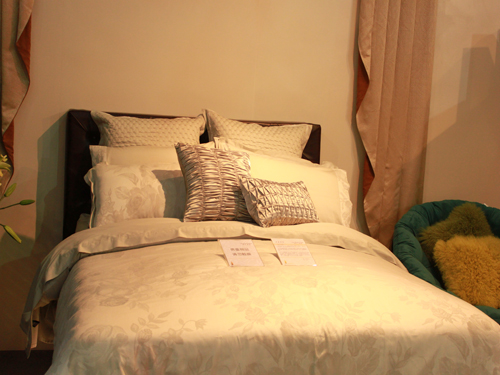 �z��•���{(l��n)������ᘕ�(hu��)