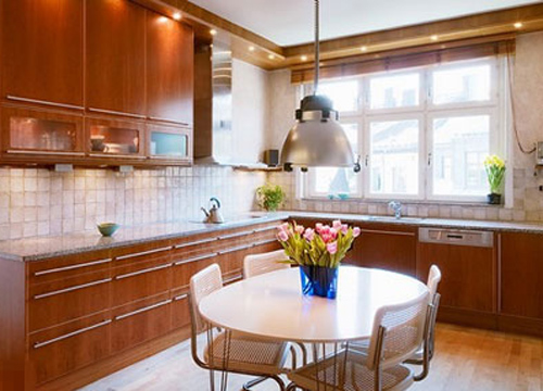 ɫ���T����Ԣ���s��ܰ������