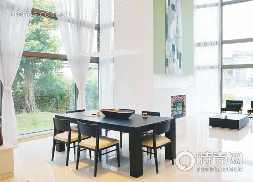 ��ͨ���g�����L(f��ng)��o(w��)�޺�