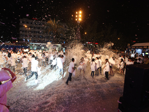 ɯ���Ҽ�������(j��)���^���(zh��n)���ɶ�վ