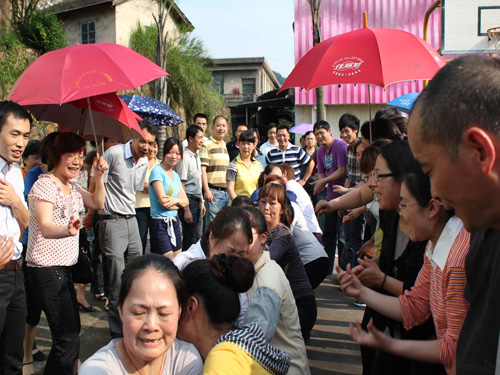 ��P(y��ng)���ľ���չ����˹�L(f��ng)��