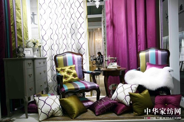 ���ڌ����Ʒչ��(qi��ng)�݆���