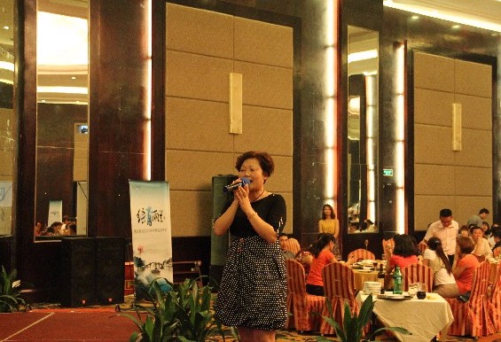 ���m�����x�硱���ʼ���K��ȺӢ��(hu��)�l�c��(zh��ng)�h