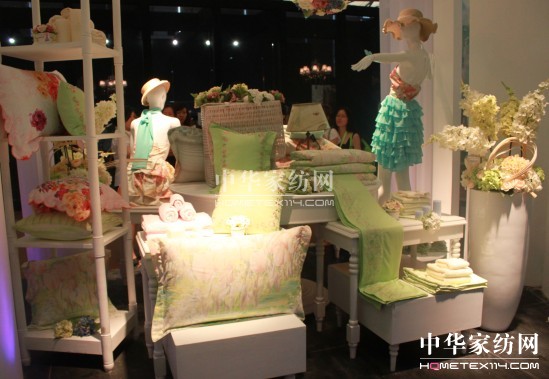 �Ҽ�չ������߀���ӆ���