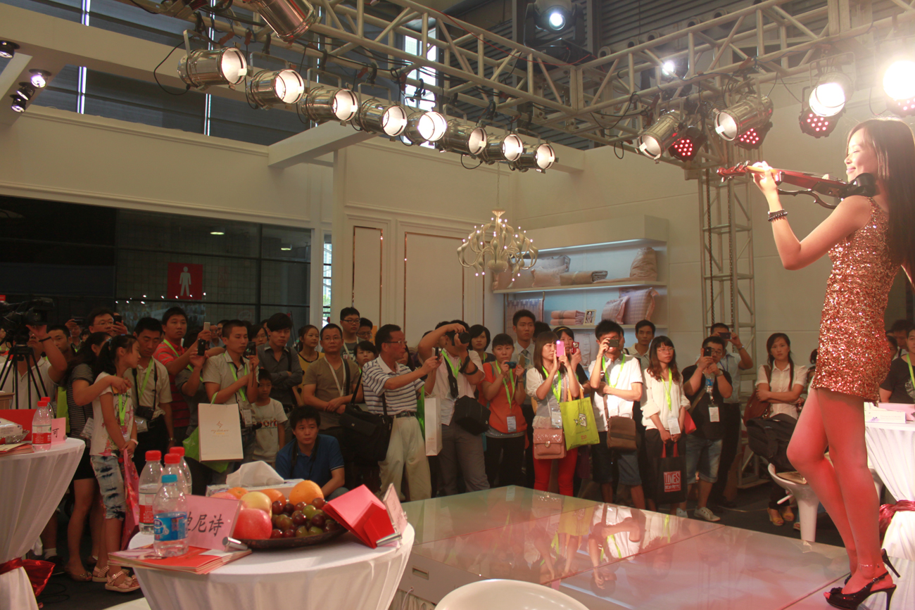 �Pʢ�Ҽ��Ҽ�չ����������(w��)�پ��˚�