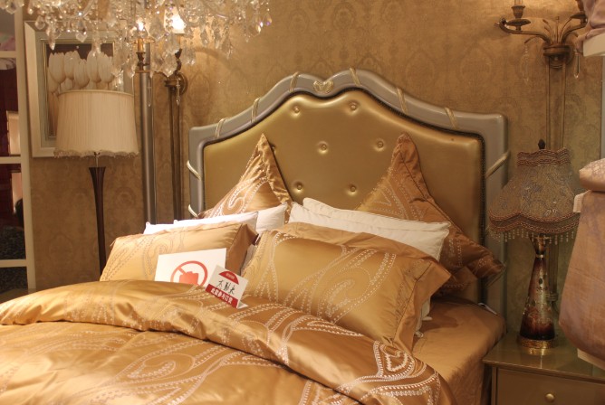 2013���Ϸ������Ʒ��������^�Ј��I�N