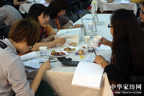 ���R���Ҽ�2013������Ʒӆ؛���A�M�e��