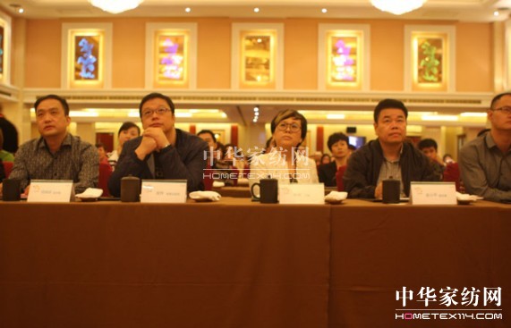 ���R���Ҽ�2013������Ʒӆ؛���A�M�e��