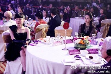 伊能靜吳莫愁同臺(tái) 網(wǎng)友調(diào)侃哈林逃席