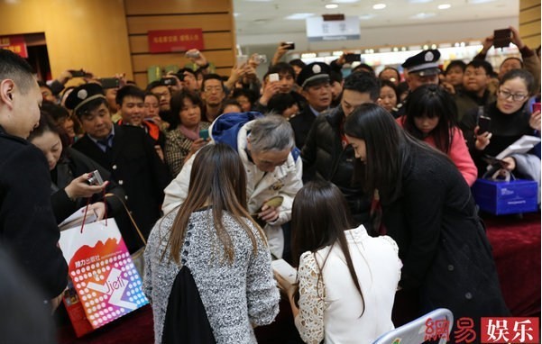 �����o��(sh��)���ە�(hu��)��������۽z