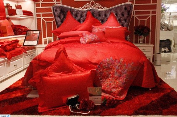 ����Ҽ�2013������Ʒ�L(f��ng)������