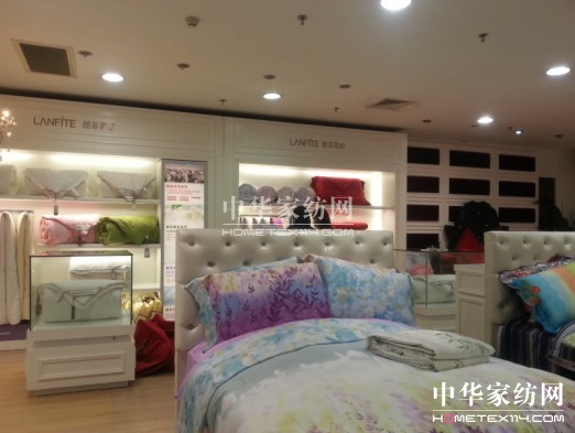 �ʷƼҼ��M�v�K�������̈�