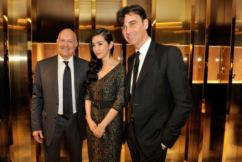 李冰冰推腕表 英文演講倡議有責(zé)任時(shí)尚