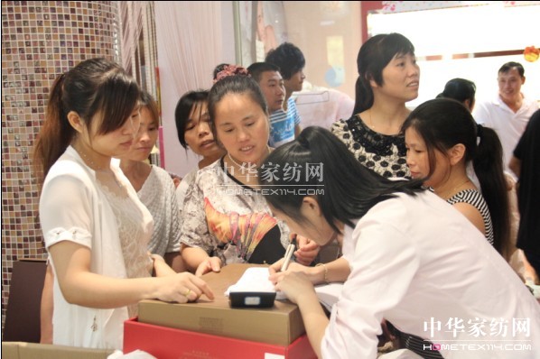 �Ϸ�����Ɉ�(ch��ng)��(n��i)ُ(g��u)��(hu��)�ɽ��ư��f(w��n)