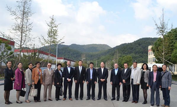 �м�(li��n)�I(l��ng)��(d��o)�c�W�����҅��^�ǿ��첼��I(y��)