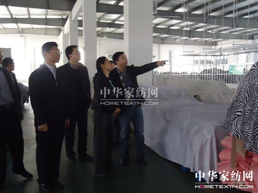 �}���ЈF(tu��n)ί��ӛ���굽���������S�����{(di��o)��