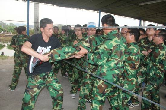 ���Ć������L(f��ng)��ͬ��