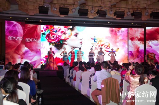 ����Ҽ�����ɫ��2014�ﶬ��؛��(hu��)�A�M�e��