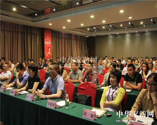 ���_�Ҽ�"ʢ��•����"�ﶬ���̕�(hu��)�A�M��Ļ