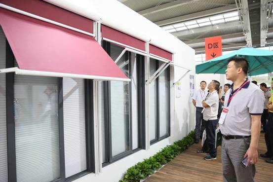 δ��֮����ꖴ��Ӣ��Փ���ܼҾӑ�(y��ng)��څ��(sh��)