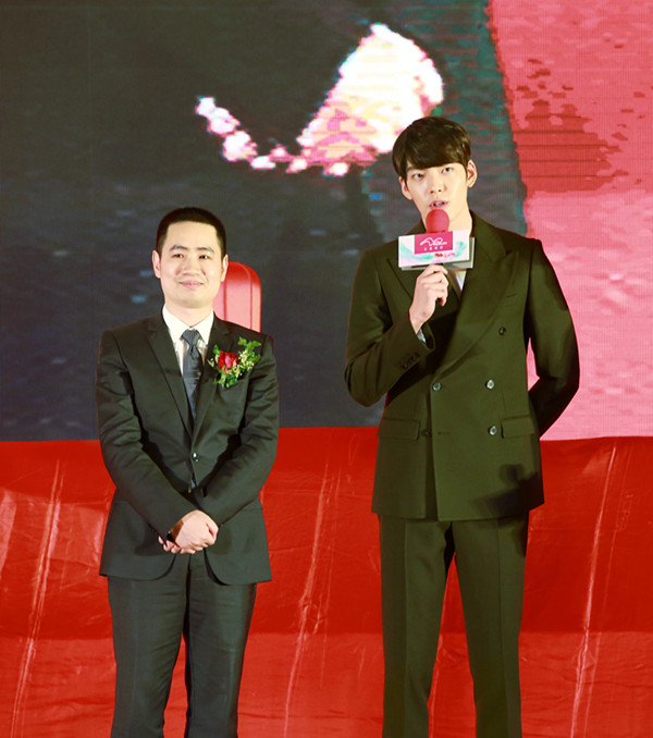 ������չ��ů�С��������ˮ�ǼҼ���ů����