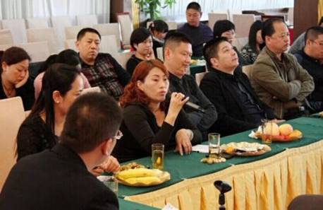 ���ˍu�Ҽ�2015������Ʒ�b�p��(hu��)�߽�(j��ng)�N����Մ��(hu��)�A�M�Y(ji��)����