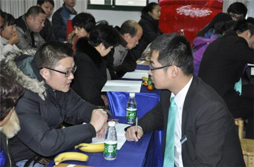 ʥ���R�Ҽ�2015�ж�ӭδ����Ʒ��