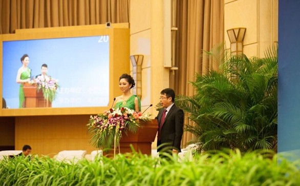 ����ף�RԽ���Ҽ��@�á��Ї�Ʒ�ư�2014���Ӱ���Ʒ�ƪ���