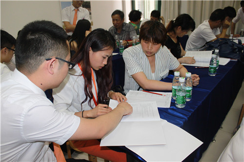 ʥ���R�Ҽ���Ʒ•ӭδ����2015��Ʒ�l(f��)��������