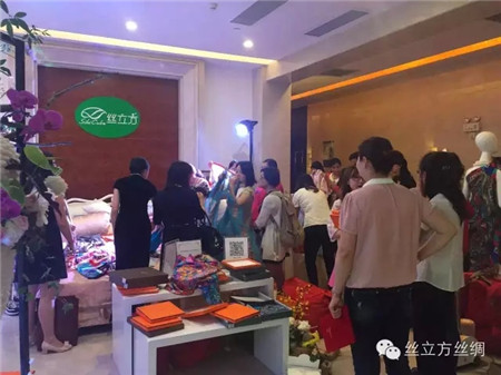 �z�����������ΘI(y��)���ɞ��ِΨһ��Ʒٝ����